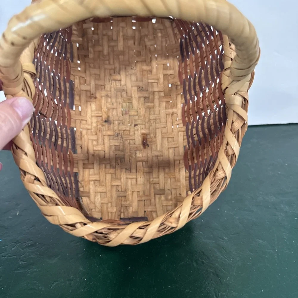 Small Choctaw rectangle basket pristine condition Vintagewle